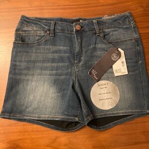1822 Denim Shorts for Women